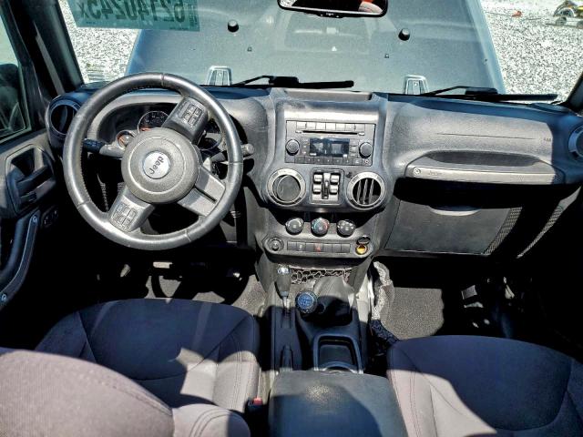Photo 8 from auction – 2017 JEEP WRANGLER U with VIN 1C4BJWDG3HL599194