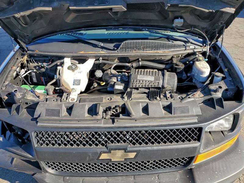 Photo 12 from auction – 2017 CHEVROLET EXPRESS G3 with VIN 1GAZGNFG4H1130124