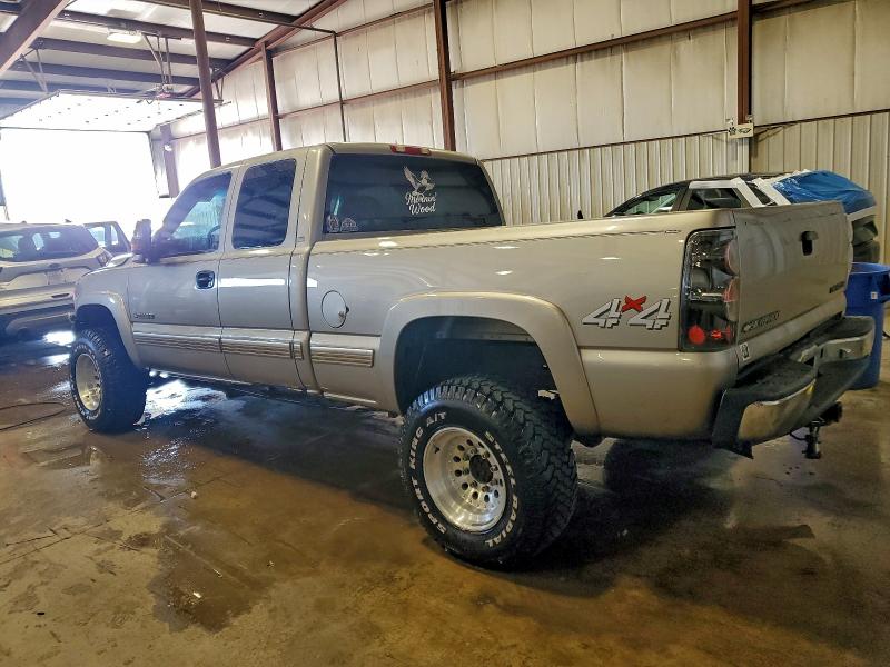 Photo 2 from auction – 2002 CHEVROLET SILVERADO with VIN 1GCHK29U82E259677
