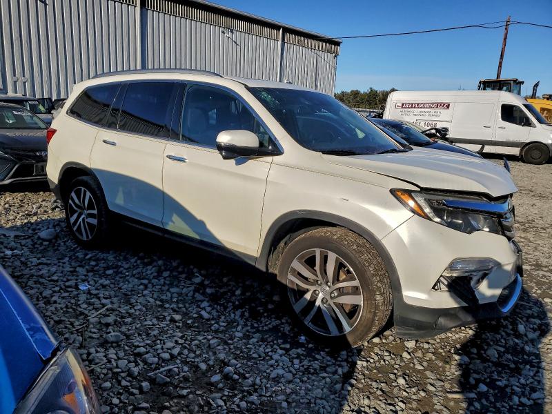 Photo 4 from auction – 2016 HONDA PILOT TOUR with VIN 5FNYF6H93GB091364