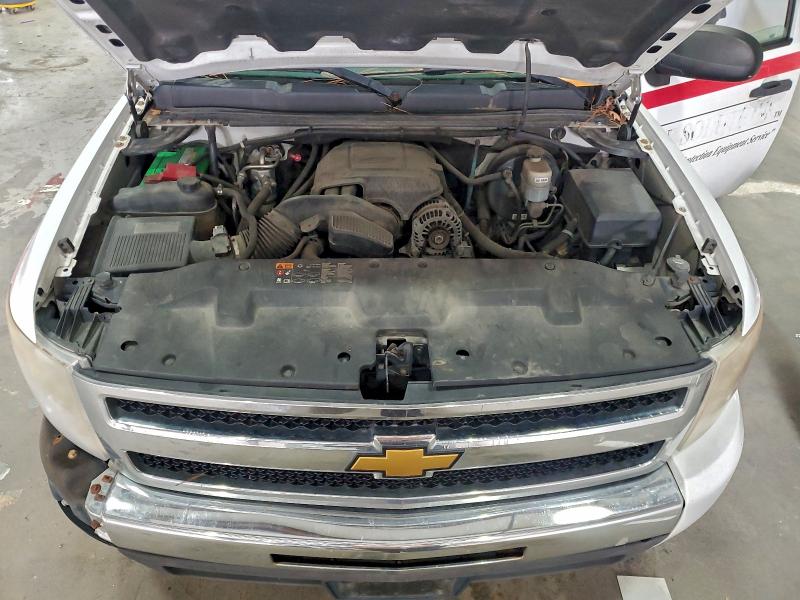 Photo 11 from auction – 2011 CHEVROLET SILVERADO with VIN 1GCNCPEAXBZ375772