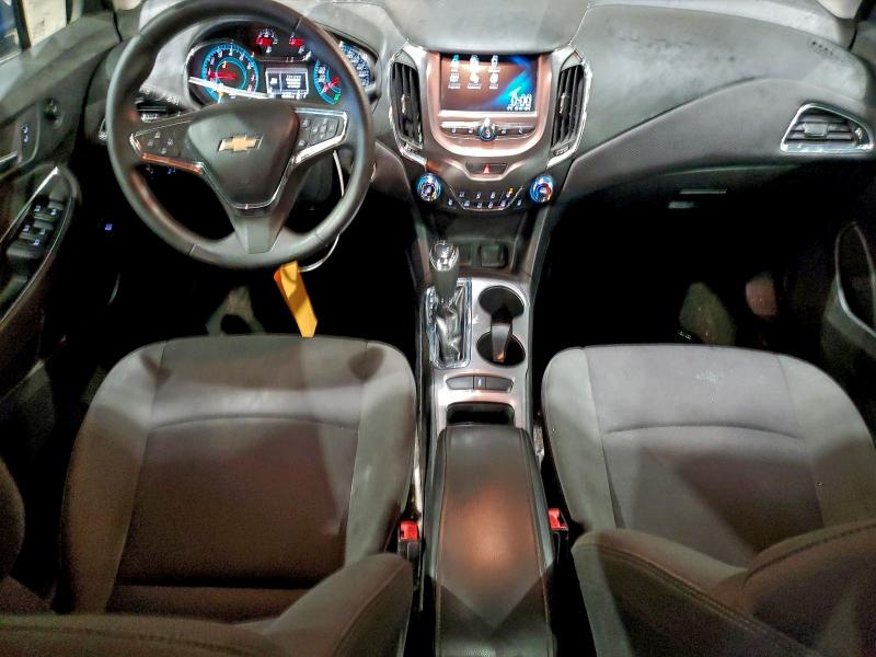 Photo 8 from auction – 2017 CHEVROLET CRUZE LT with VIN 3G1BE5SM8HS543083