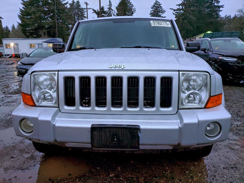Photo 5 from auction – 2006 JEEP COMMANDER with VIN 1J8HG48NX6C175197