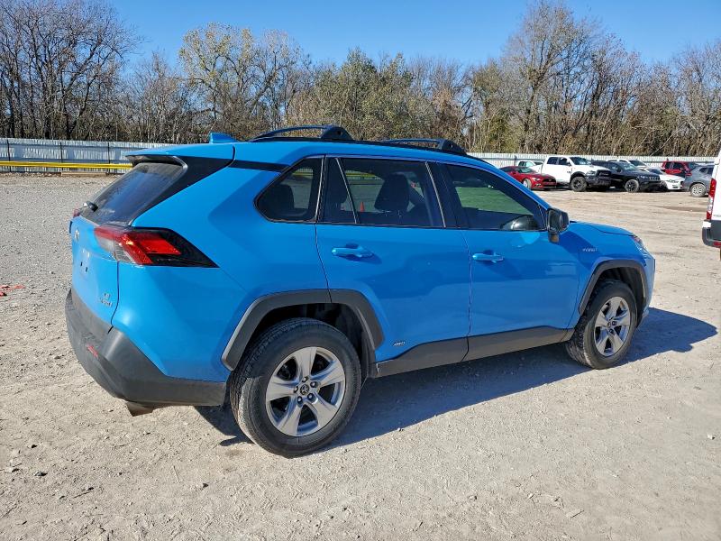 Zdjęcie 3 z aukcji – 2019 TOYOTA RAV4 LE z VIN JTMLWRFV9KD012498