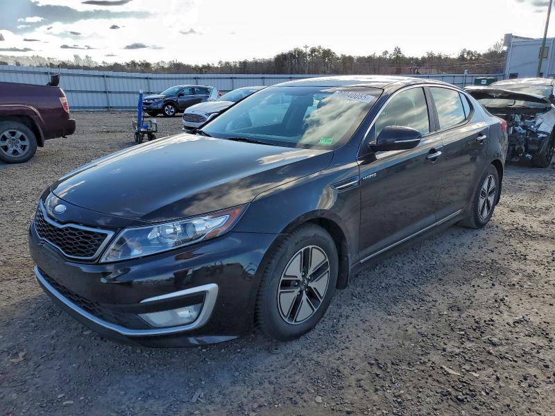 KIA OPTIMA HYB 2013 with VIN KNAGM4AD9D5040448 - Photo from auction