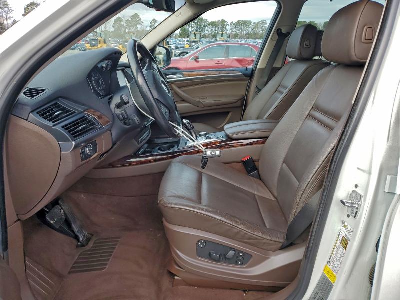 Photo 7 from auction – 2008 BMW X5 3.0I with VIN 5UXFE43588L007135