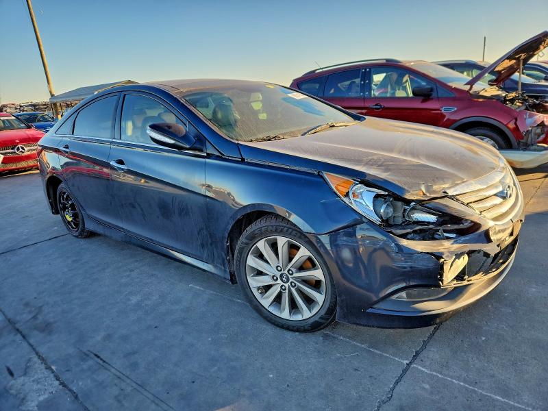 Photo 4 from auction – 2014 HYUNDAI SONATA LIM with VIN 5NPEC4AC7EH819952