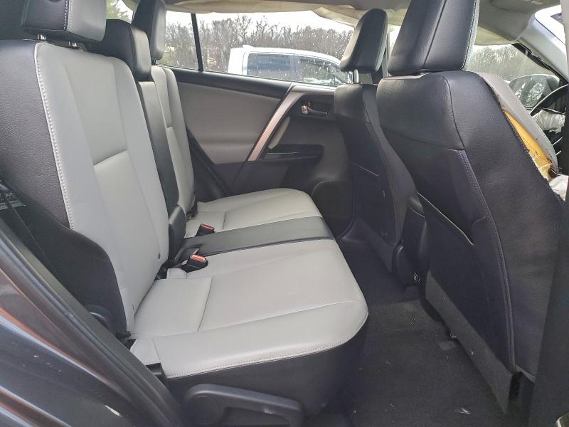 Photo 11 from auction – 2016 TOYOTA RAV4 LIMIT with VIN JTMYFREV2GD091365