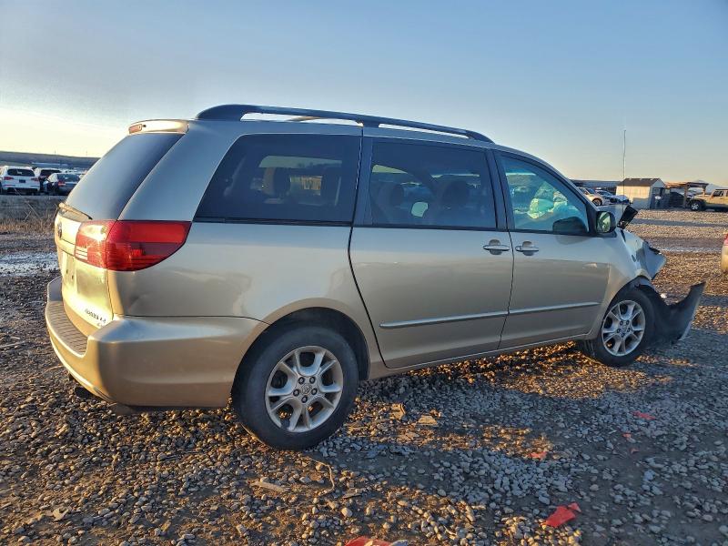 Photo 3 from auction – 2004 TOYOTA SIENNA LE with VIN 5TDBA23C54S005253