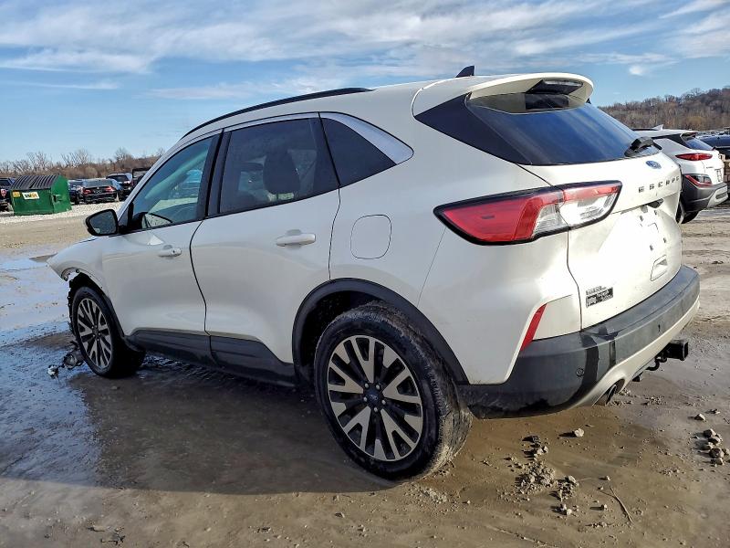 Photo 2 from auction – 2020 FORD ESCAPE SEL with VIN 1FMCU9H95LUA09181
