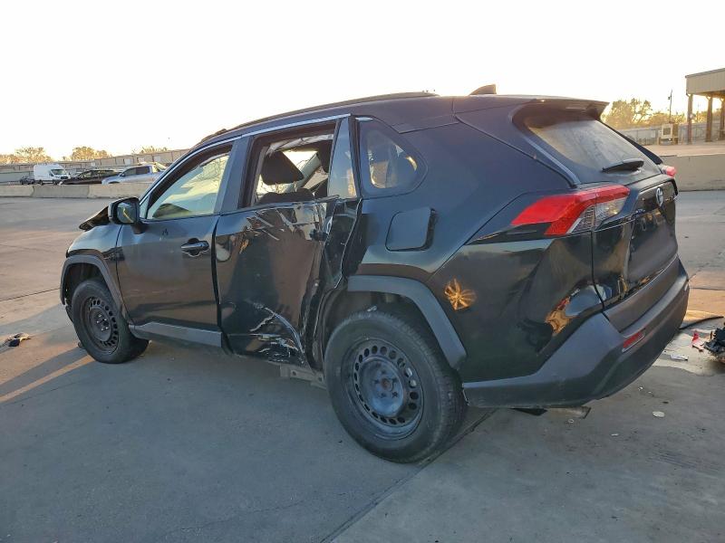 Photo 2 from auction – 2019 TOYOTA RAV4 LE with VIN JTMH1RFV5KD500366