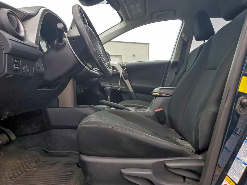 Photo 7 from auction – 2017 TOYOTA RAV4 LE with VIN 2T3BFREV7HW550917