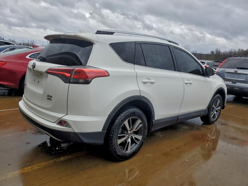 Photo 3 from auction – 2017 TOYOTA RAV4 XLE with VIN 2T3RFREV3HW660975