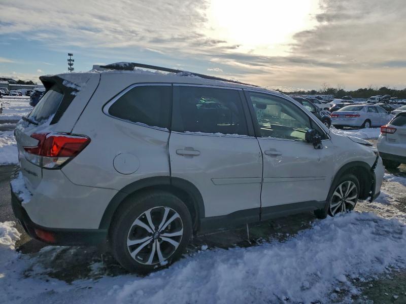 Photo 3 from auction – 2020 SUBARU FORESTER with VIN JF2SKAUC1LH558119