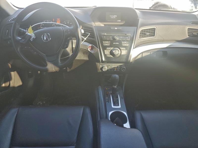 Photo 8 from auction – 2018 ACURA ILX BASE W with VIN 19UDE2F30JA004160