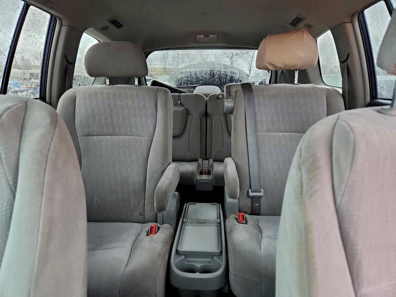 Photo 10 from auction – 2011 TOYOTA HIGHLANDER with VIN 5TDBK3EH5BS062819
