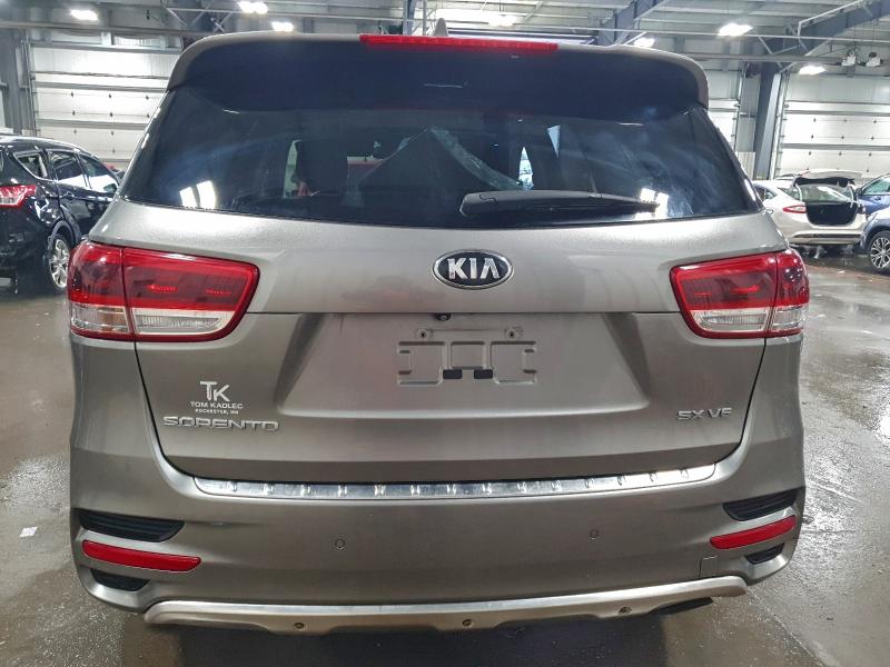 Photo 6 from auction – 2016 KIA SORENTO SX with VIN 5XYPKDA51GG009207