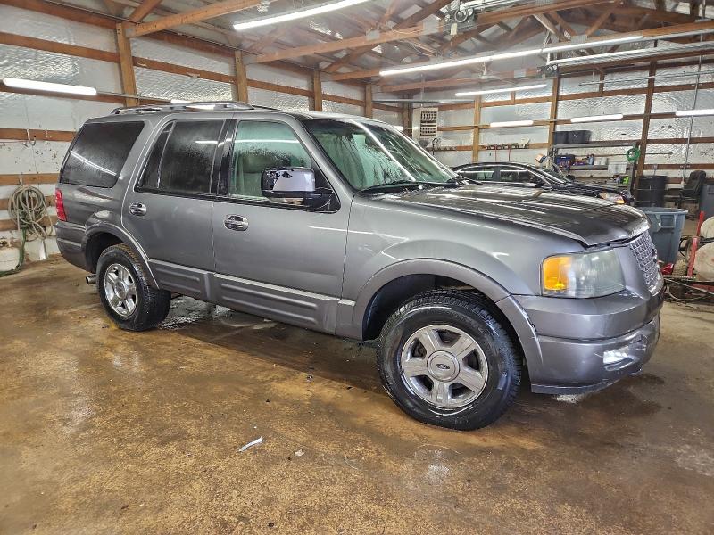 Photo 4 from auction – 2005 FORD EXPEDITION with VIN 1FMFU20545LA98120