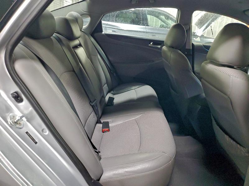 Photo 10 from auction – 2013 HYUNDAI SONATA SE with VIN 5NPEC4AB9DH535793
