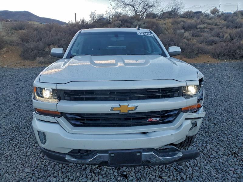 Photo 5 from auction – 2017 CHEVROLET SILVERADO with VIN 3GCUKREC4HG298594