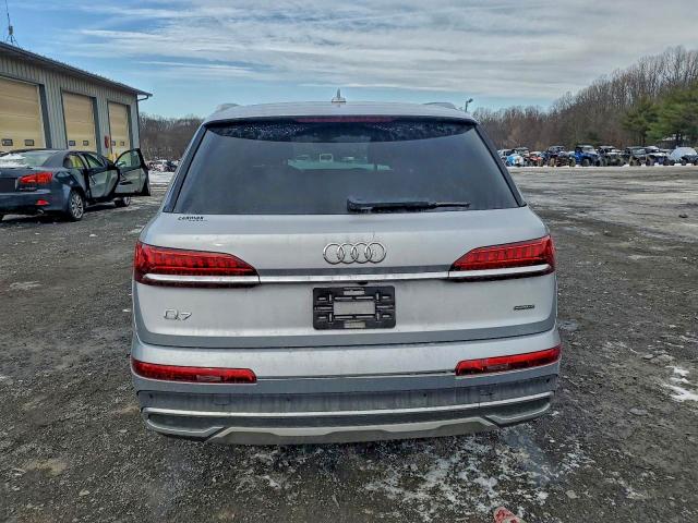 Photo 6 from auction – 2021 AUDI Q7 PREMIUM with VIN WA1AJAF70MD027865
