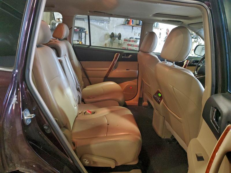 Photo 11 from auction – 2013 TOYOTA HIGHLANDER with VIN 5TDDK3EH4DS218098