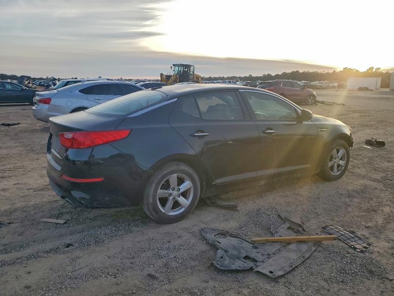 Photo 3 from auction – 2015 KIA OPTIMA with VIN 5XXGM4A77FG512934