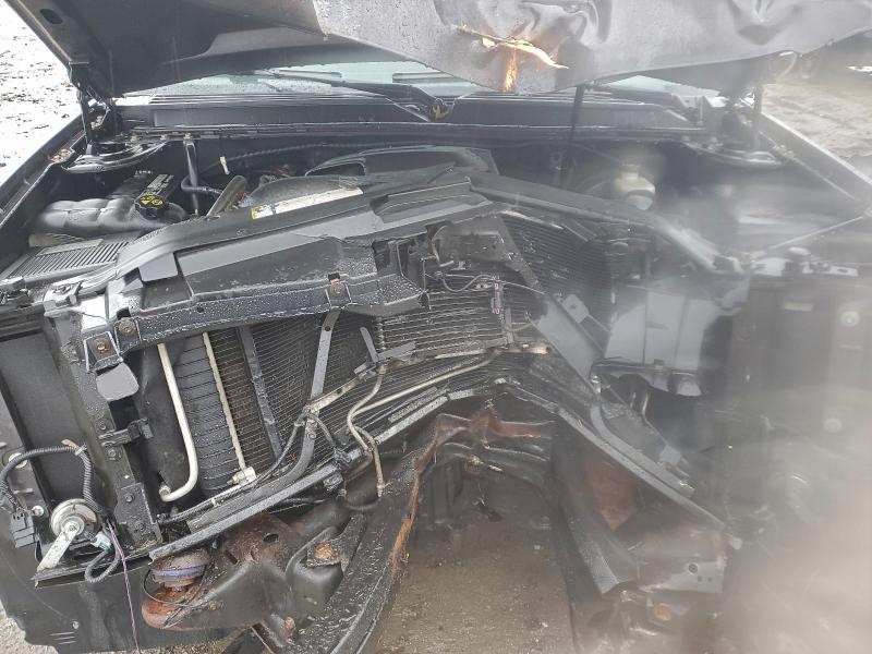 Photo 12 from auction – 2011 CHEVROLET TAHOE with VIN 1GNSKAE07BR199085