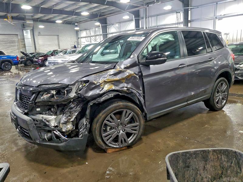 HONDA PASSPORT E 2020 with VIN 5FNYF8H55LB017561 - Photo from auction