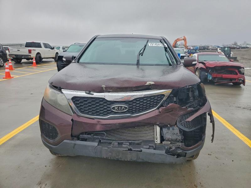 Photo 5 from auction – 2011 KIA SORENTO BA with VIN 5XYKTCA18BG036542