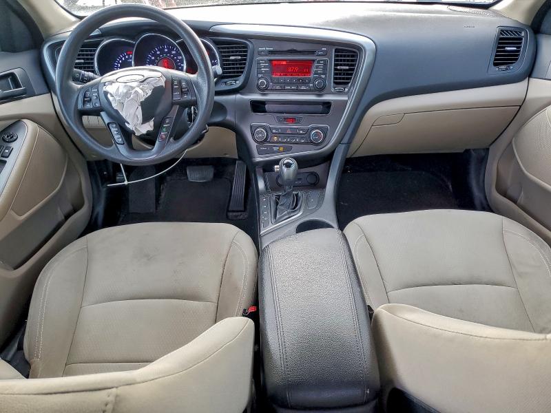 Photo 8 from auction – 2012 KIA OPTIMA LX with VIN 5XXGM4A71CG069627