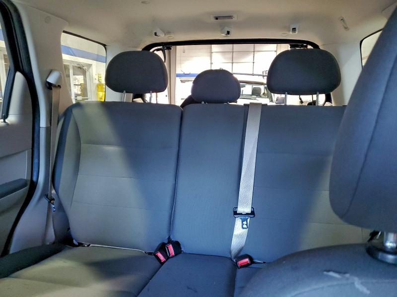 Zdjęcie 10 z aukcji – 2008 FORD ESCAPE XLS z VIN 1FMCU92Z18KA96458