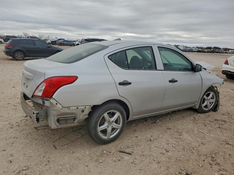 Photo 3 from auction – 2016 NISSAN VERSA S with VIN 3N1CN7AP5GL897058