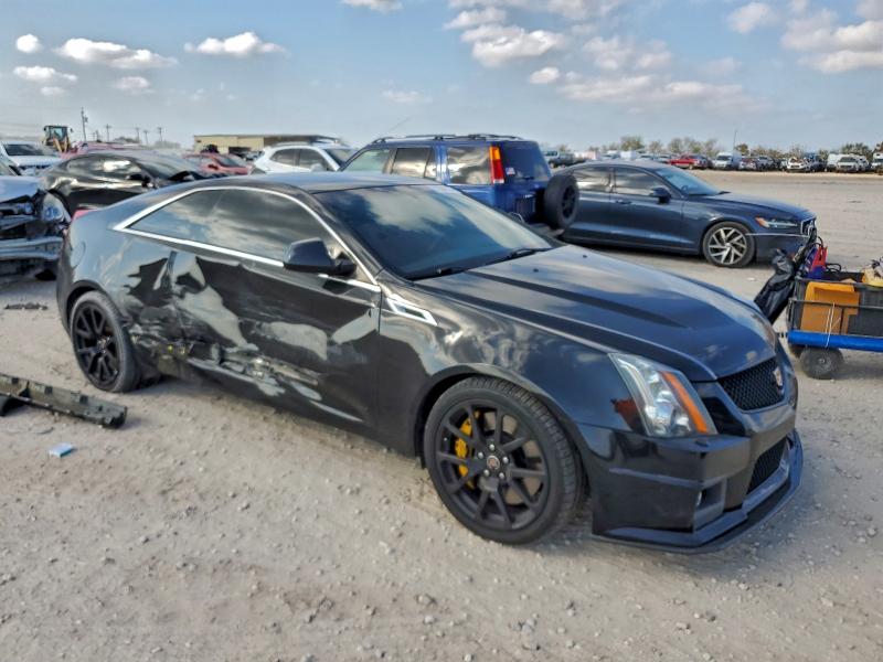 Photo 4 from auction – 2011 CADILLAC CTS-V with VIN 1G6DV1EP4B0154800
