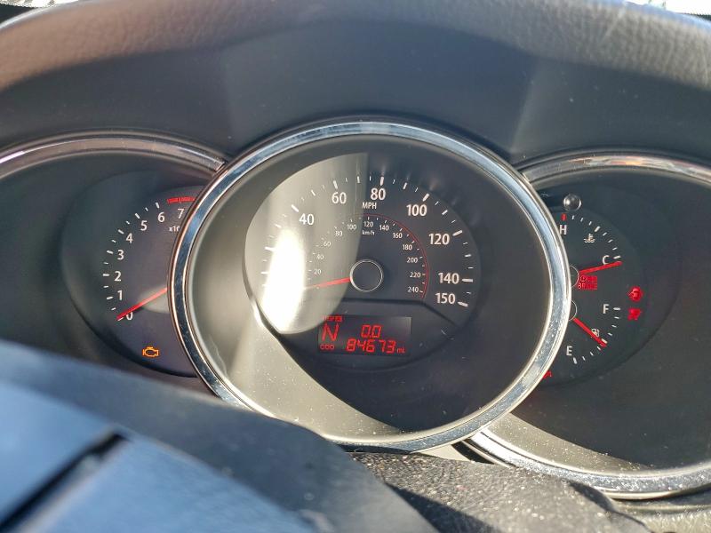 Photo 9 from auction – 2011 KIA SORENTO with VIN 5XYKTCA17BG032756