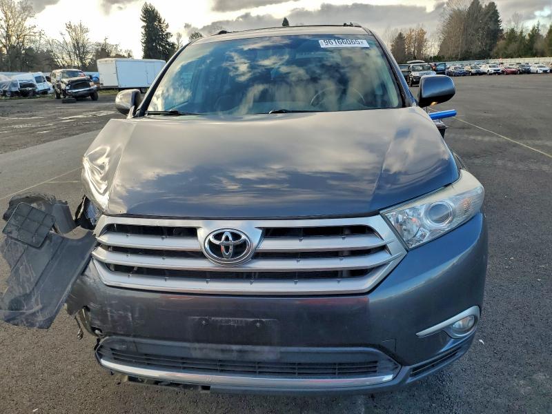 Photo 5 from auction – 2012 TOYOTA HIGHLANDER with VIN 5TDDK3EH0CS099237