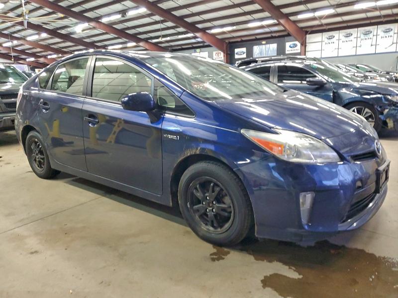 Photo 4 from auction – 2013 TOYOTA PRIUS with VIN JTDKN3DU1D1732100