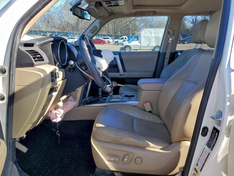 Photo 7 from auction – 2011 TOYOTA 4RUNNER SR with VIN JTEBU5JR2B5041223