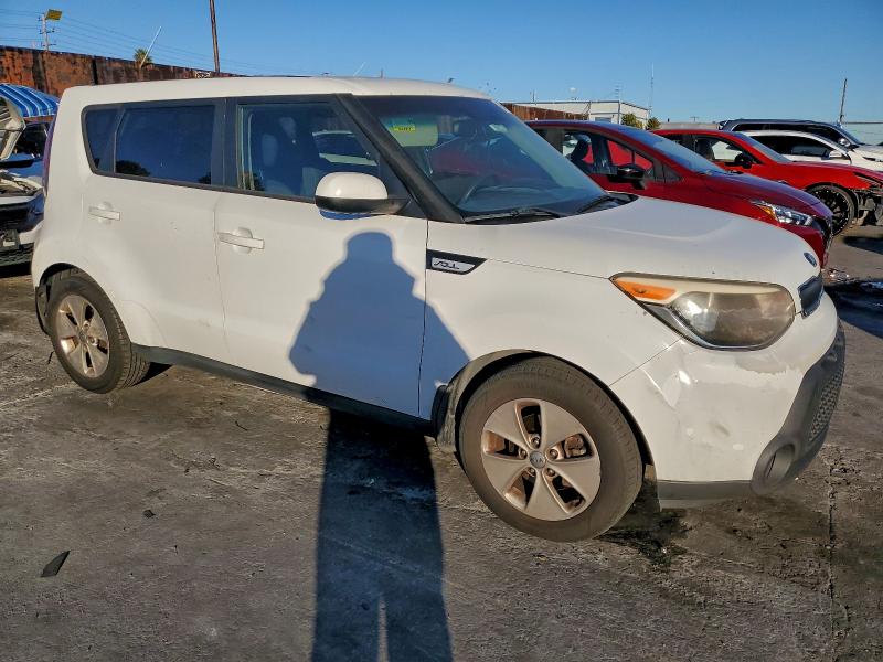 Photo 4 from auction – 2015 KIA SOUL with VIN KNDJN2A28F7121456
