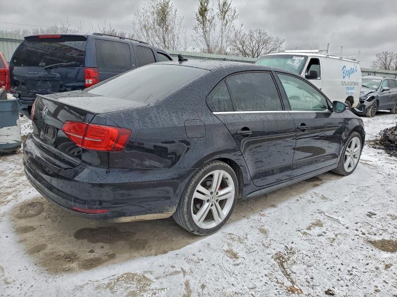 Photo 3 from auction – 2015 VOLKSWAGEN JETTA with VIN 3VW4T7AJ1FM267563