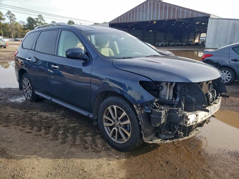 Photo 4 from auction – 2016 NISSAN PATHFINDER with VIN 5N1AR2MN2GC605329