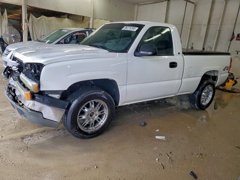 CHEVROLET SILVERADO 2003 with VIN 1GCEK14V73Z318970 - Photo from auction