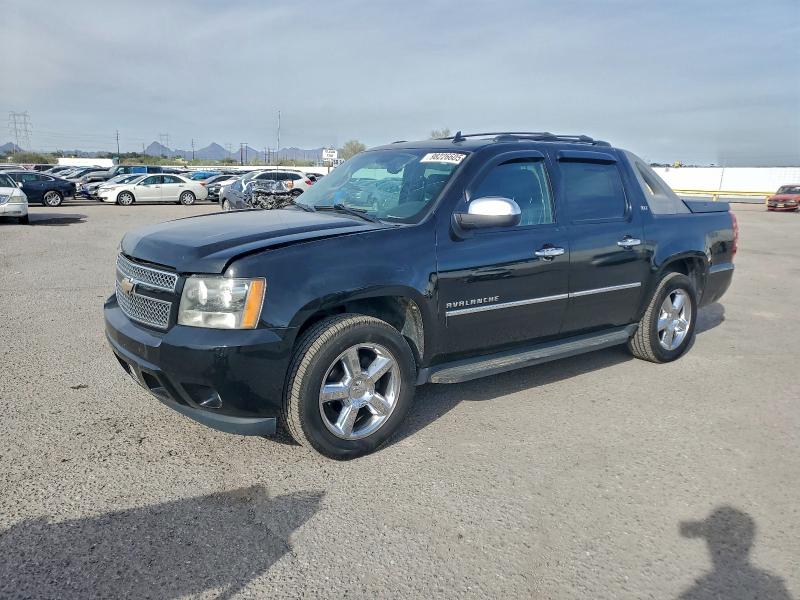 CHEVROLET AVALANCHE 2011 with VIN 3GNMCGE0XBG355273 - Photo from auction