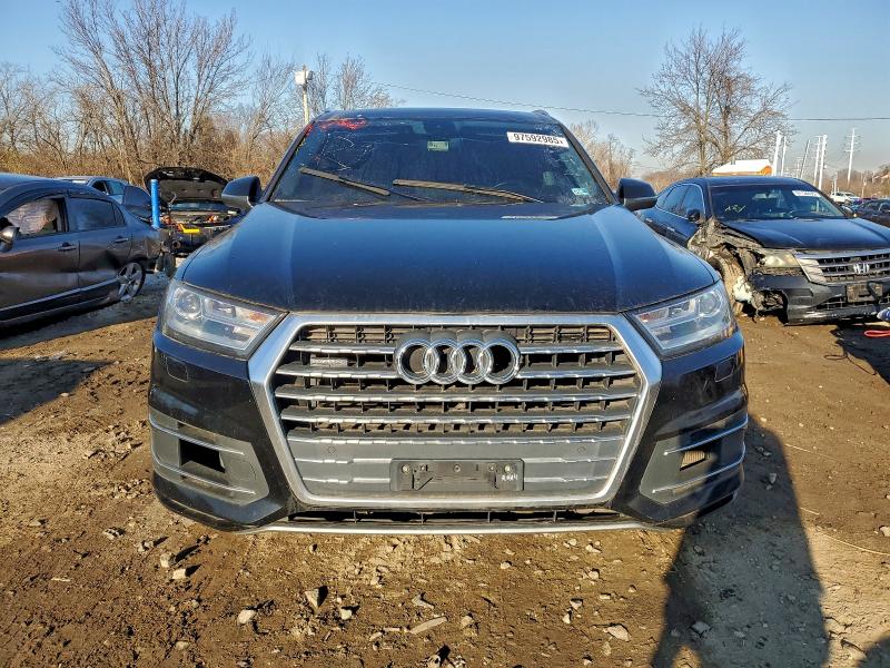Photo 5 from auction – 2018 AUDI Q7 PREMIUM with VIN WA1LAAF75JD036467