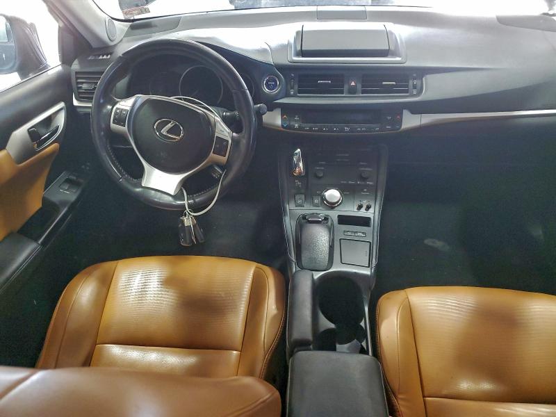 Photo 8 from auction – 2013 LEXUS CT 200 with VIN JTHKD5BH8D2146667