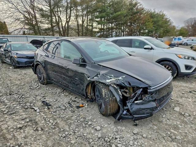 Photo 4 from auction – 2026 TESLA MODEL Y with VIN 7SAYGDEDXTF435151