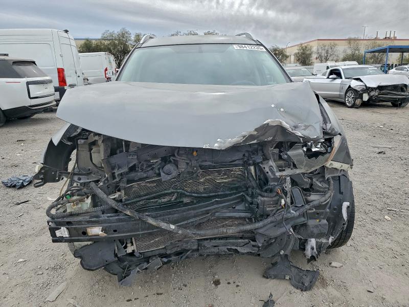 Photo 5 from auction – 2017 NISSAN ROGUE S with VIN KNMAT2MT3HP536911