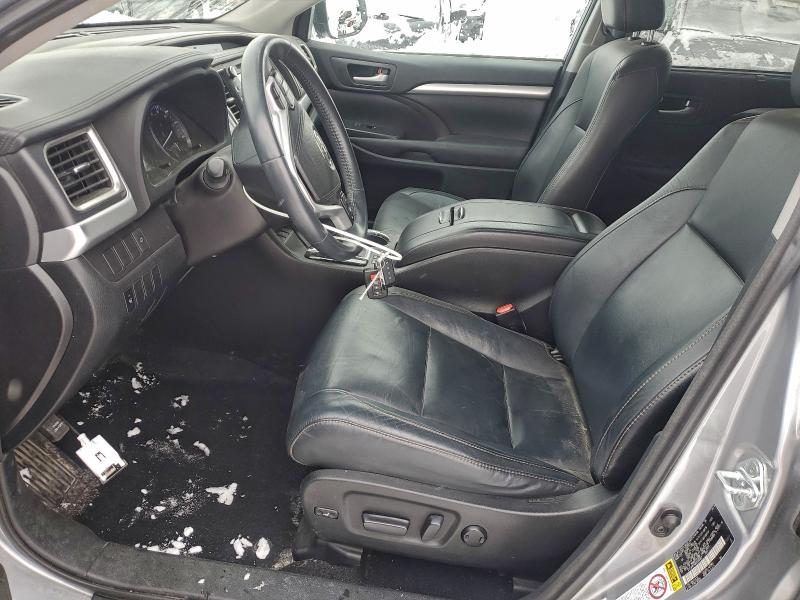 Photo 7 from auction – 2016 TOYOTA HIGHLANDER with VIN 5TDJKRFH3GS500662