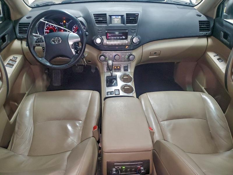 Photo 8 from auction – 2012 TOYOTA HIGHLANDER with VIN 5TDBK3EH5CS109574