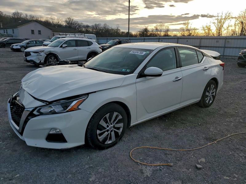 NISSAN ALTIMA 2019 with VIN 1N4BL4BV8KN310120 - Photo from auction